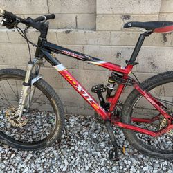 Giant Full Suspension