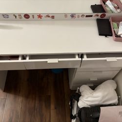 Girls White Desk With Mirror  OBO 