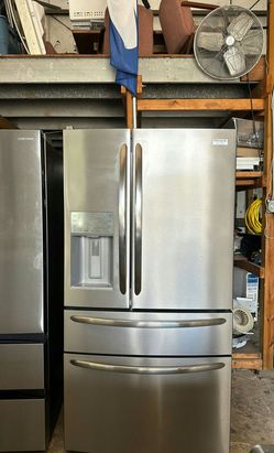 Frigidaire 4-Door Refrigerator (French Door Fridge with Drawer Freezer) - Ice Maker, Adjustable Shelves