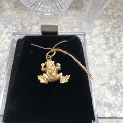 Gold Frog Pendant
