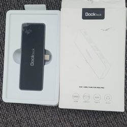 NEW -  Usb c hub Dockteck