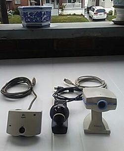 3 working USB computer video cameras