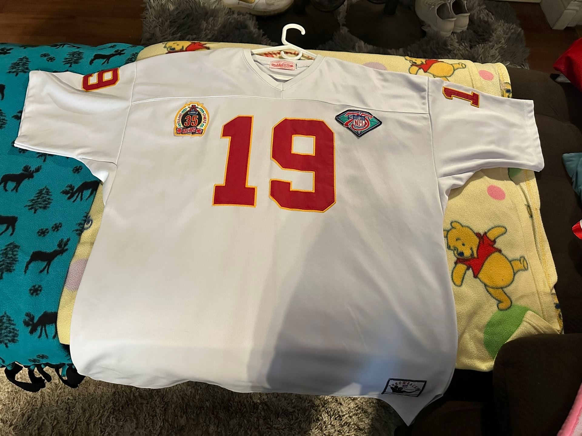 Mitchell & Ness Joe Montana 1994 Throwback Chiefs Jersey Size 56
