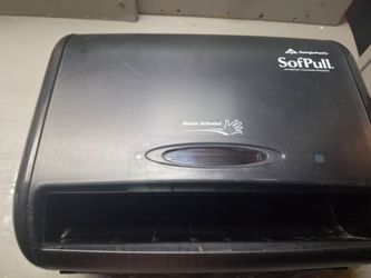 Georgia-Pacific SofPull Automated Touchless Paper Towel Dispenser