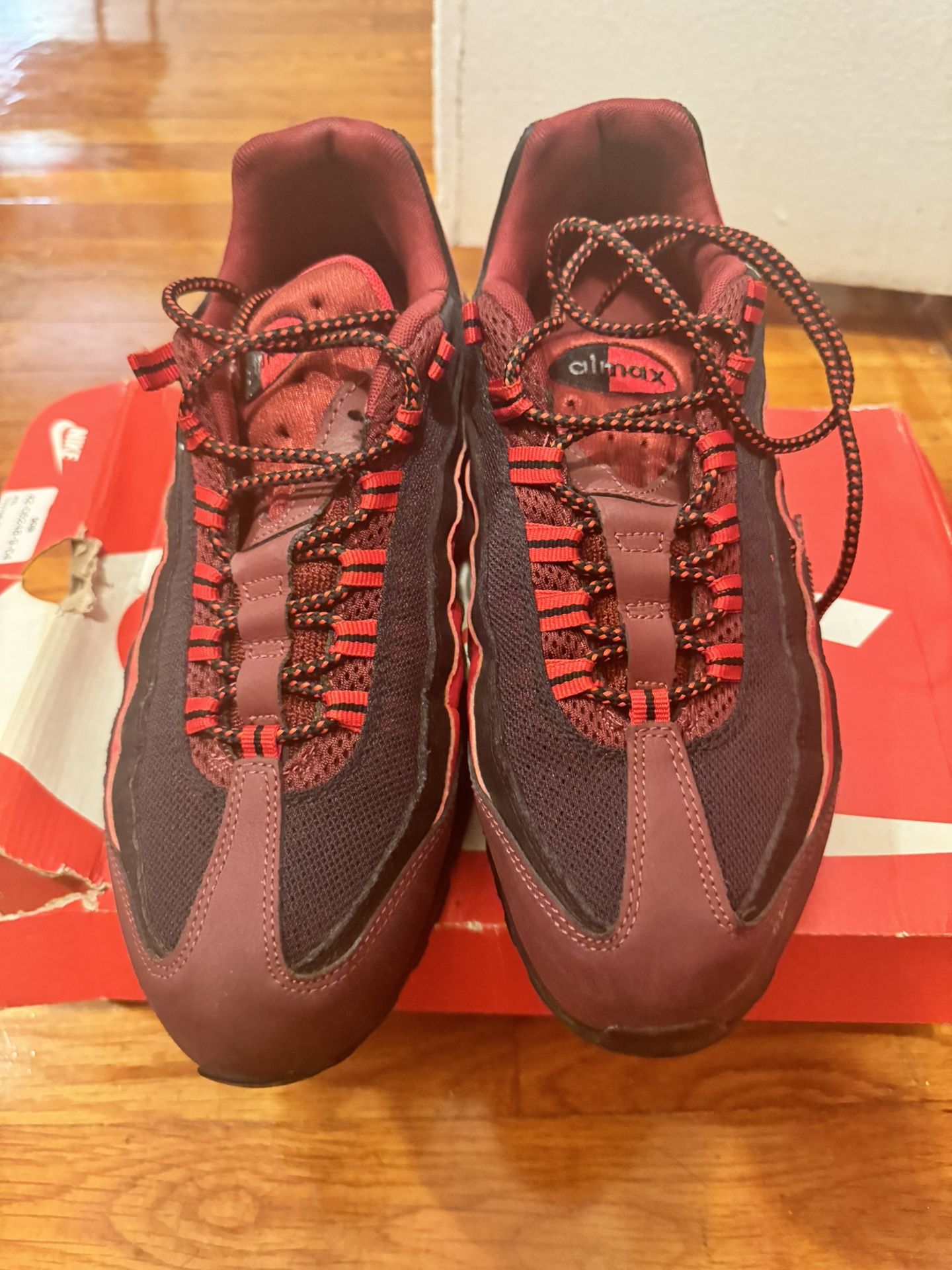 Mens Nike Air Max 95 Essential Size Used