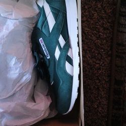 Reebok Classic Nylon Size 11