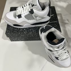 Jordan 4 Military Blacks 