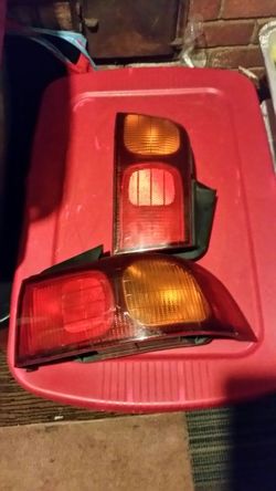 Rear end lights