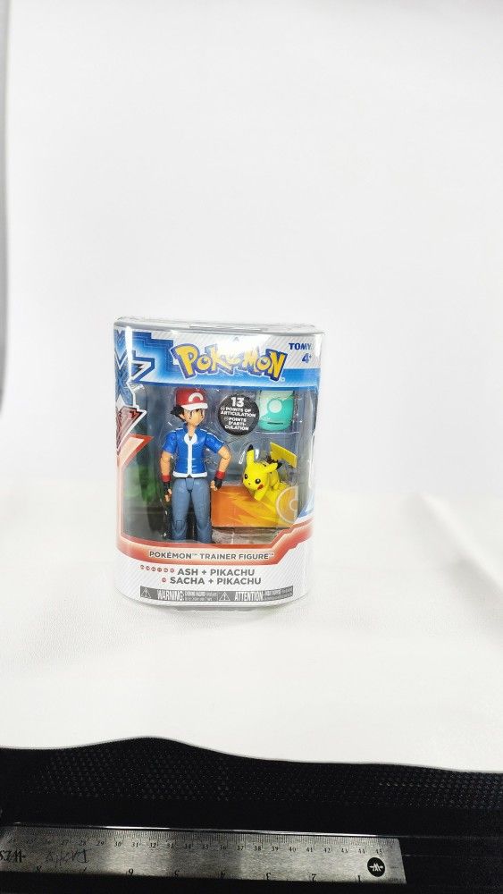Pokemon XY Ash Ketchum & Pikachu Action Figure