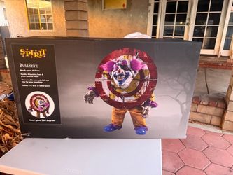 Bullseye animatronic