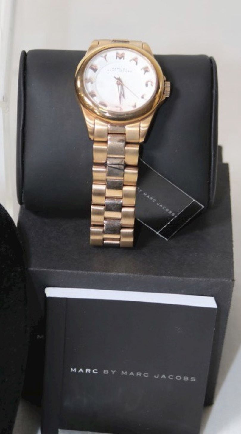 MARC BY MARC JACOBS NWT ROSE GOLD WATCH IOB display picture 1