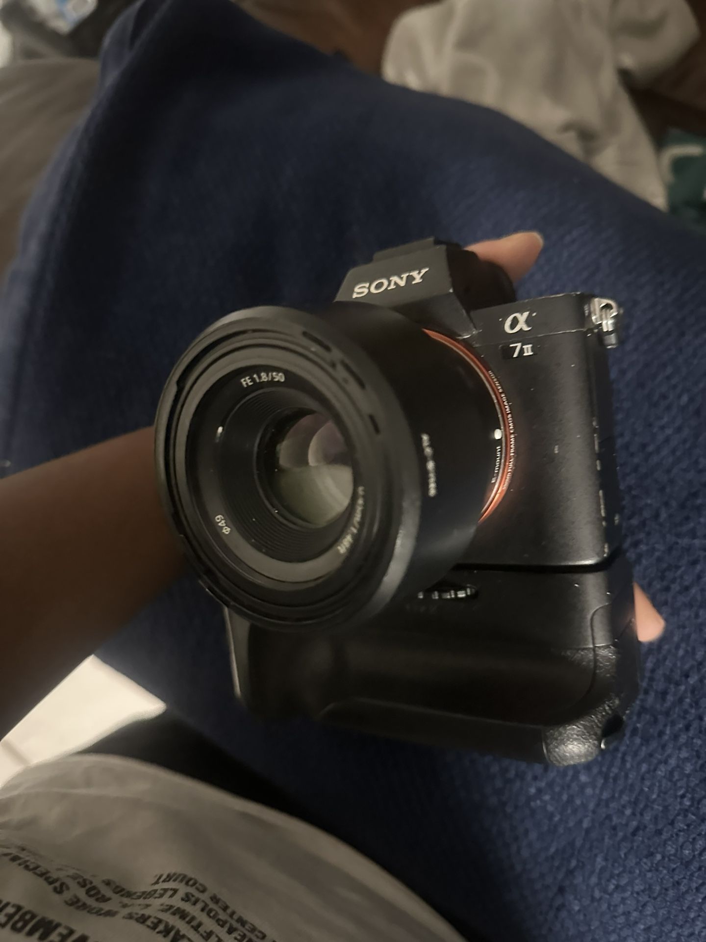 Sony A7II + Battery pack