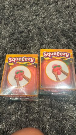2 Squeey Peaches