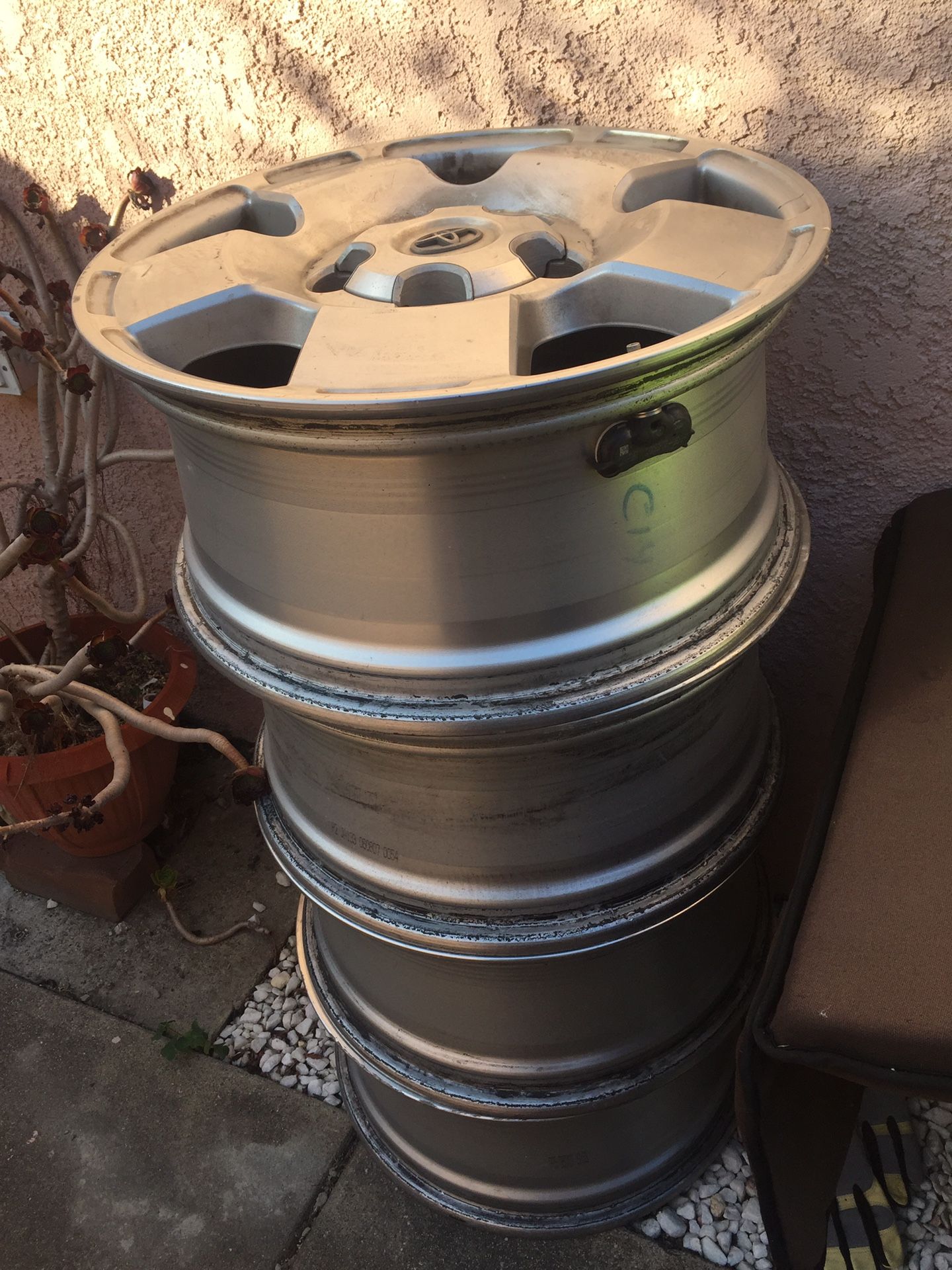 4 Toyota rims