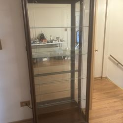 Vintage Cherry Wood Curio Cabinet with Mirrored Glass Back Display & Shelves by Pulaski Furniture
