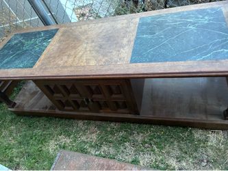 Coffee table 2 end tables