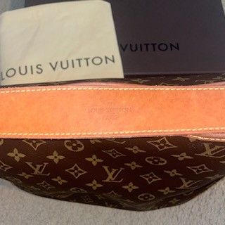 Louie Vuitton Bag * Like New* See My Other Deals