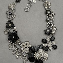 White House Black Market Statement Necklace