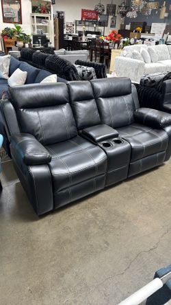 $599 Black Reclining Love Seat With Cup Holders And Storage