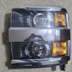 2015-2019 CHEVROLET SILVERADO 2500HD 3500 LEFT LH DRIVER SIDE HEADLIGHT OEM