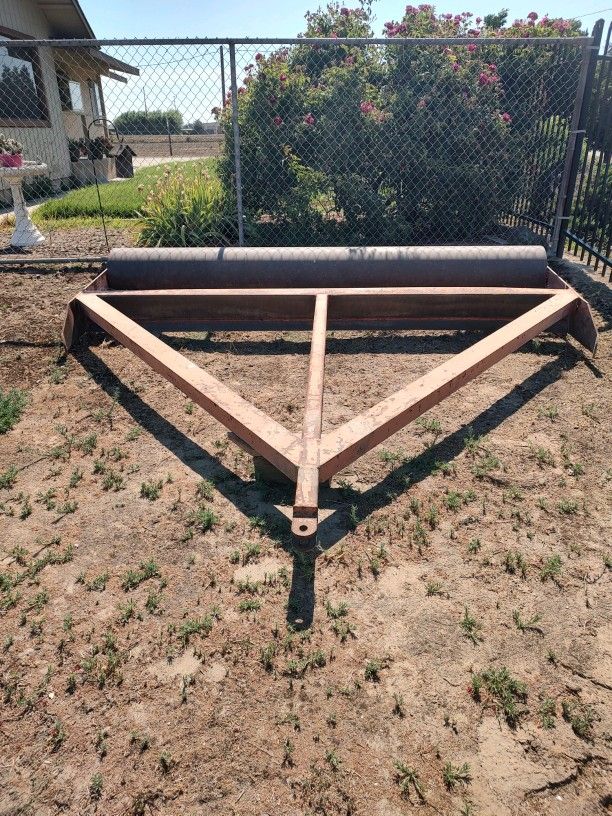 11' Scraper with Roller