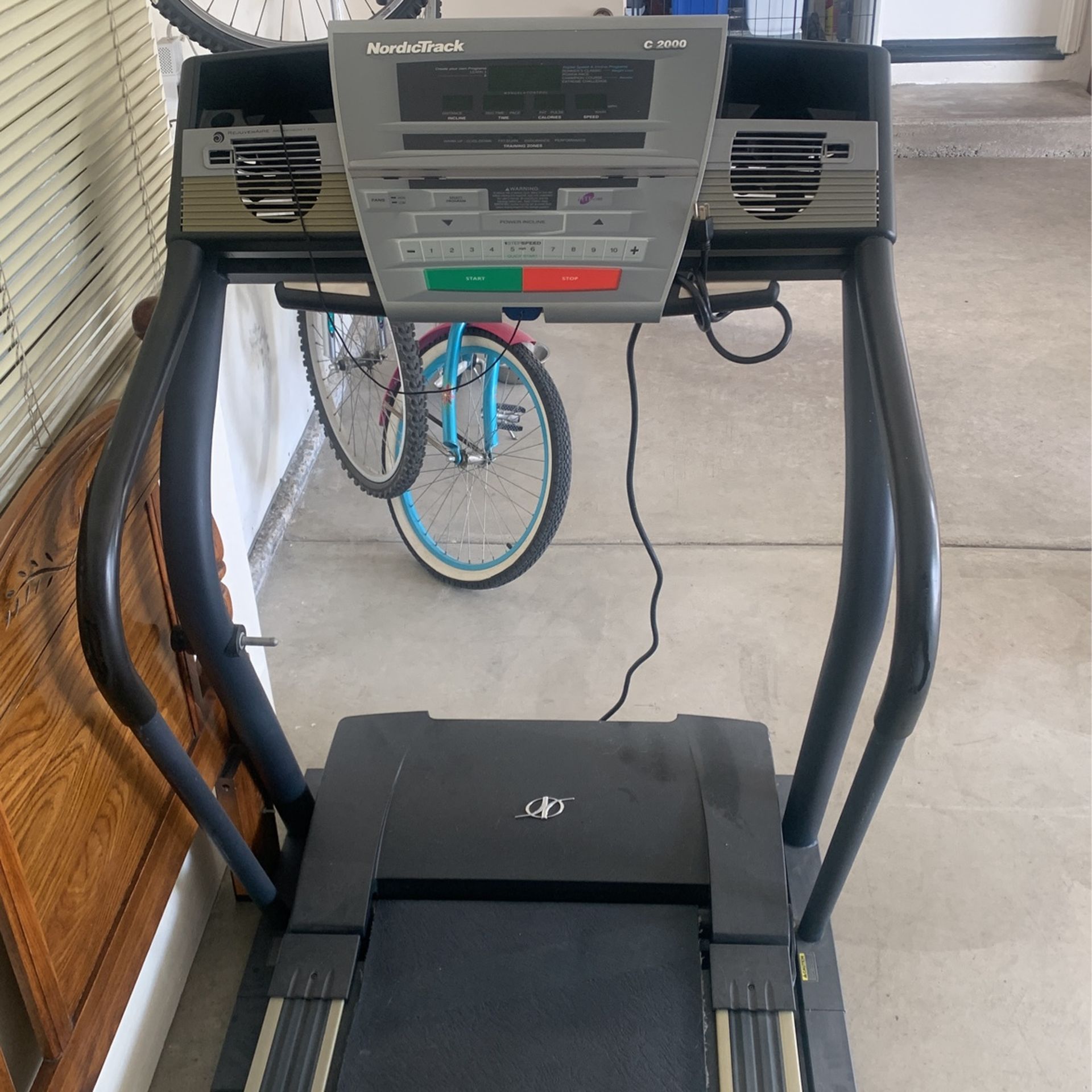 NordicTrack C2000 Treadmill