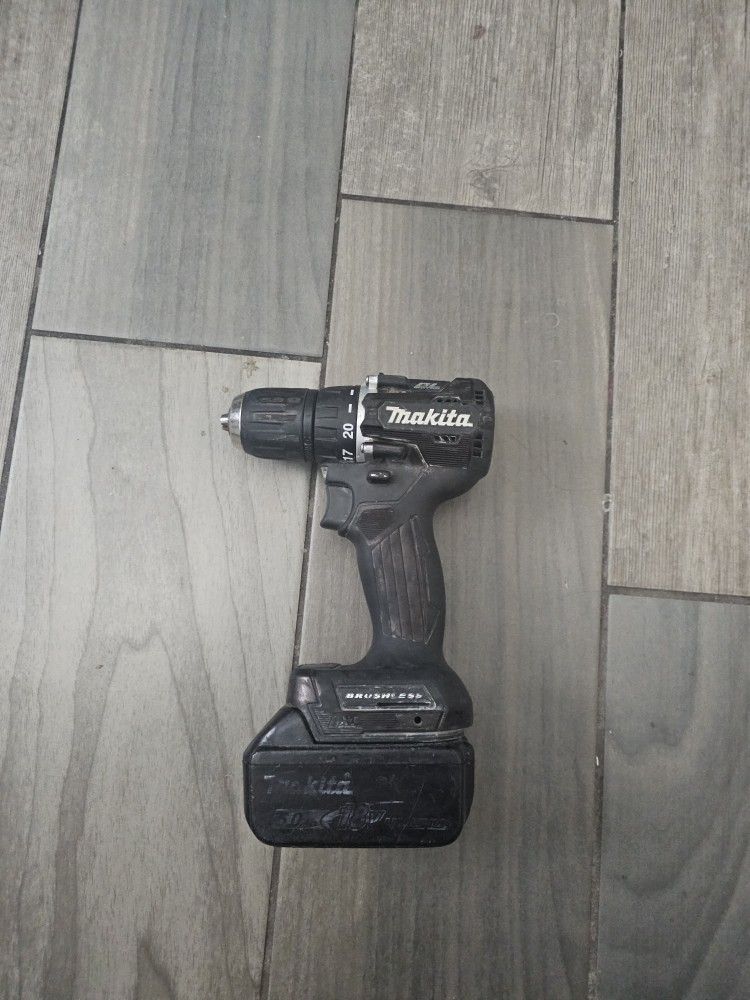 Makita XFD15 18 V