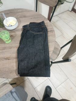 501 Jeans -- 25$