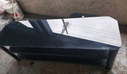Innov Ex TV Stand Used