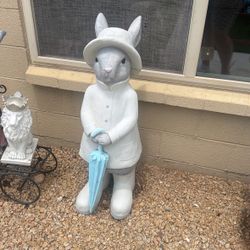 Outdoor Decor 