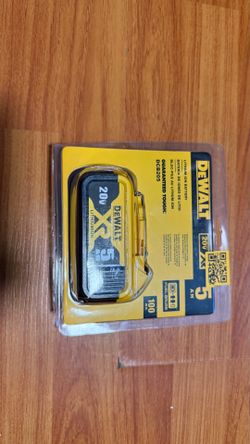 DEWALT 20V MAX 5Ah Lithium Ion Battery DCB205