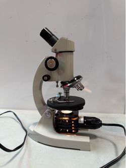 Microscope