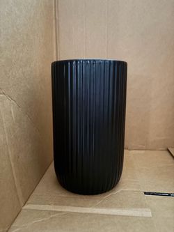 Black textured vase