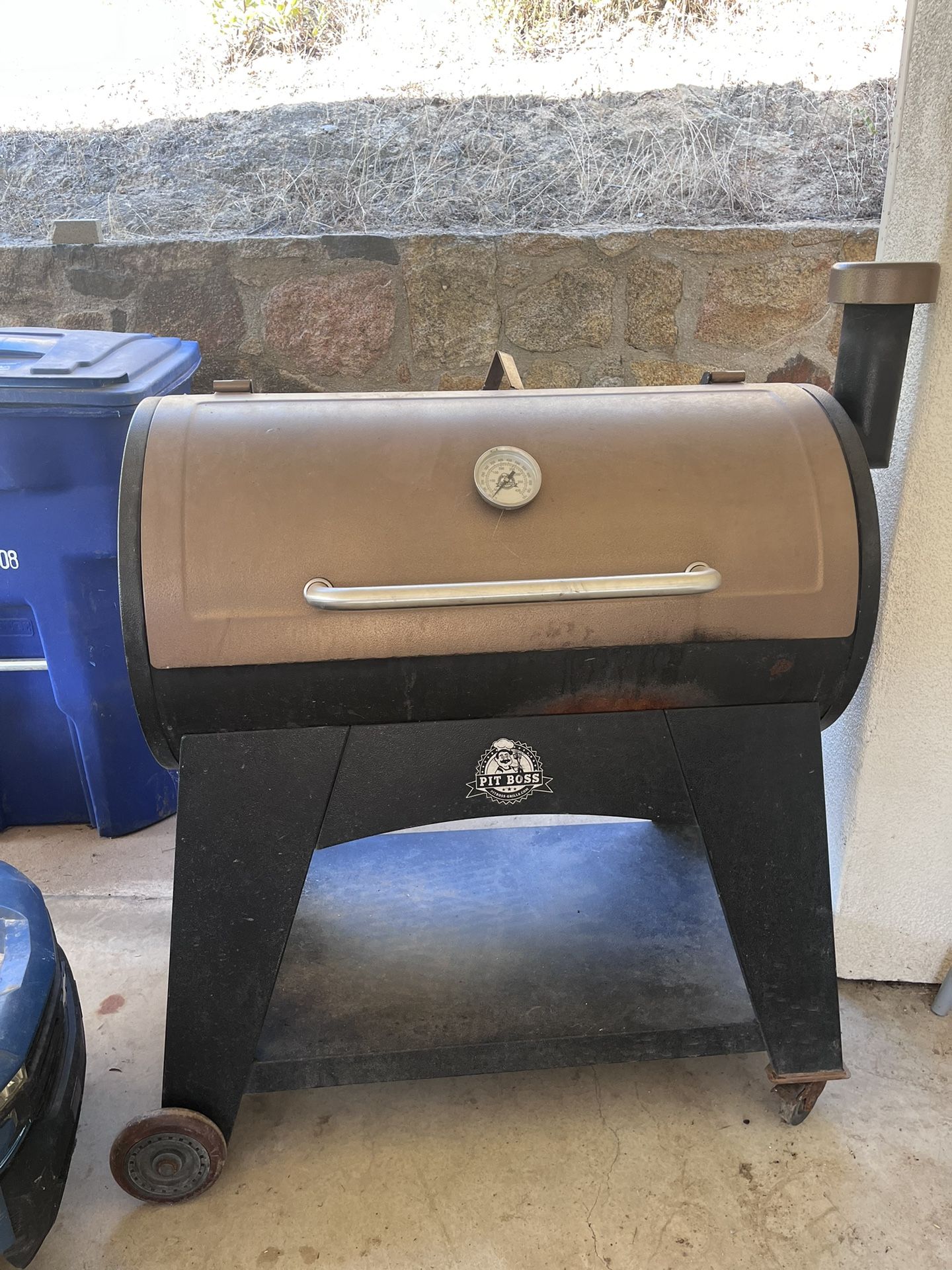 Pit boss Smoker