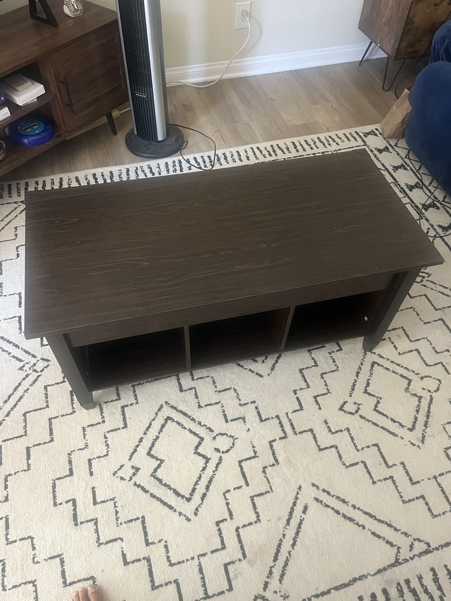 Coffee Table (extendable)