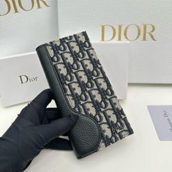 DIOR wallet ❤️
