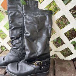 Black riding boots