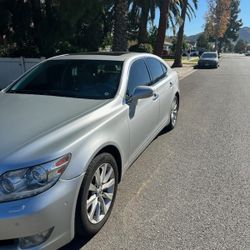 2012 Lexus LS 460