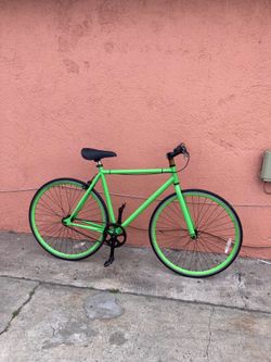 Fixie bike 54cm frame 700x25c tires ready to ride