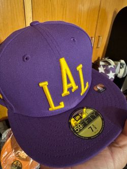 New Era 59Fifty LA Lakers Fitted Hat 7 3/8