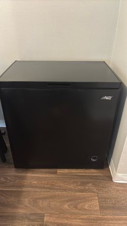 Deep freezer