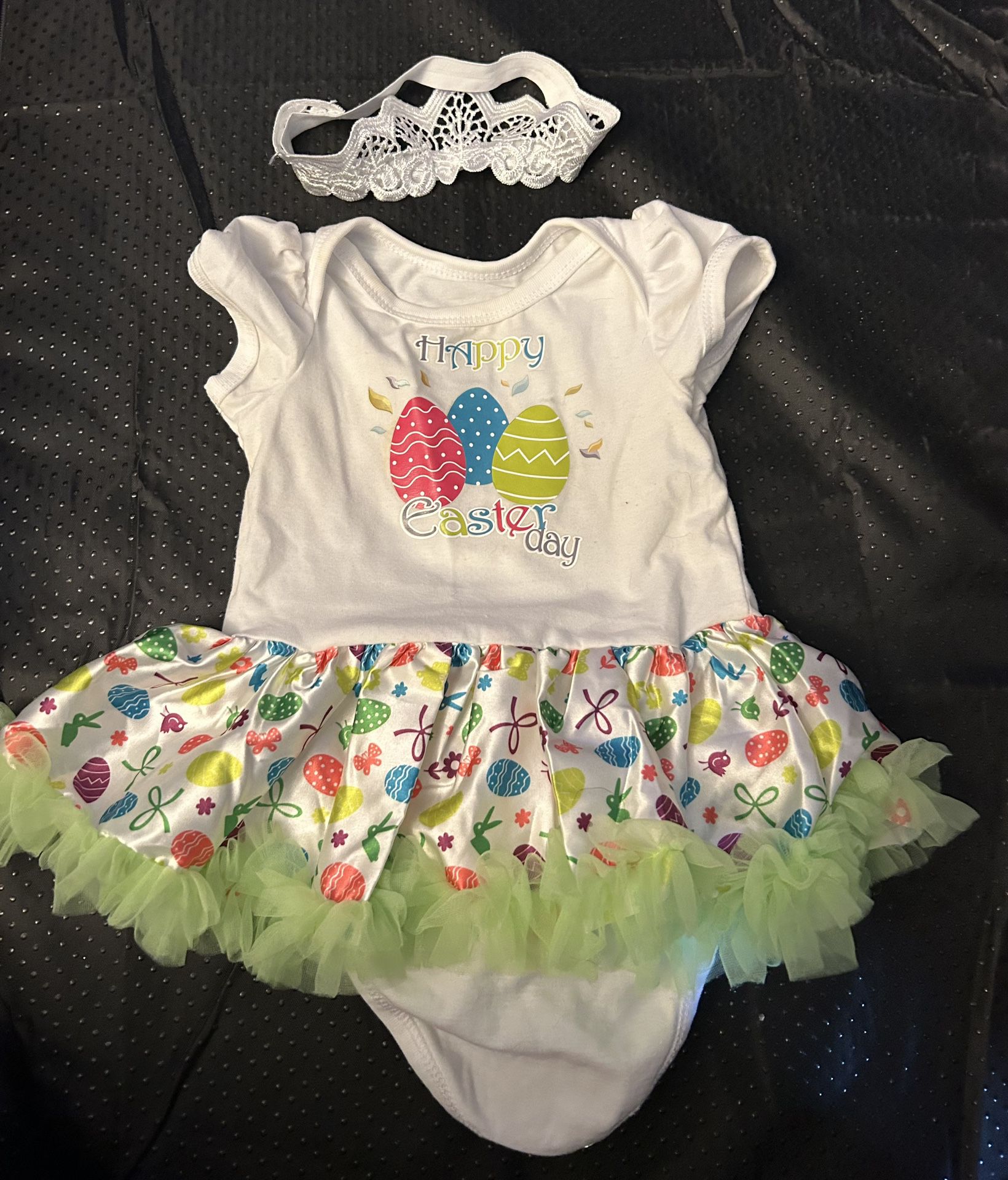 "Happy Easter Day" baby girl size 3-6 mos