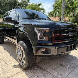 F-150 5.0 lifted 4x4