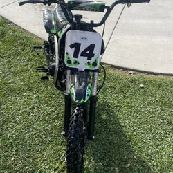 Tao dirt bike/pit Bike