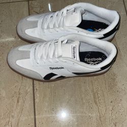 Reeboks size 10 Women