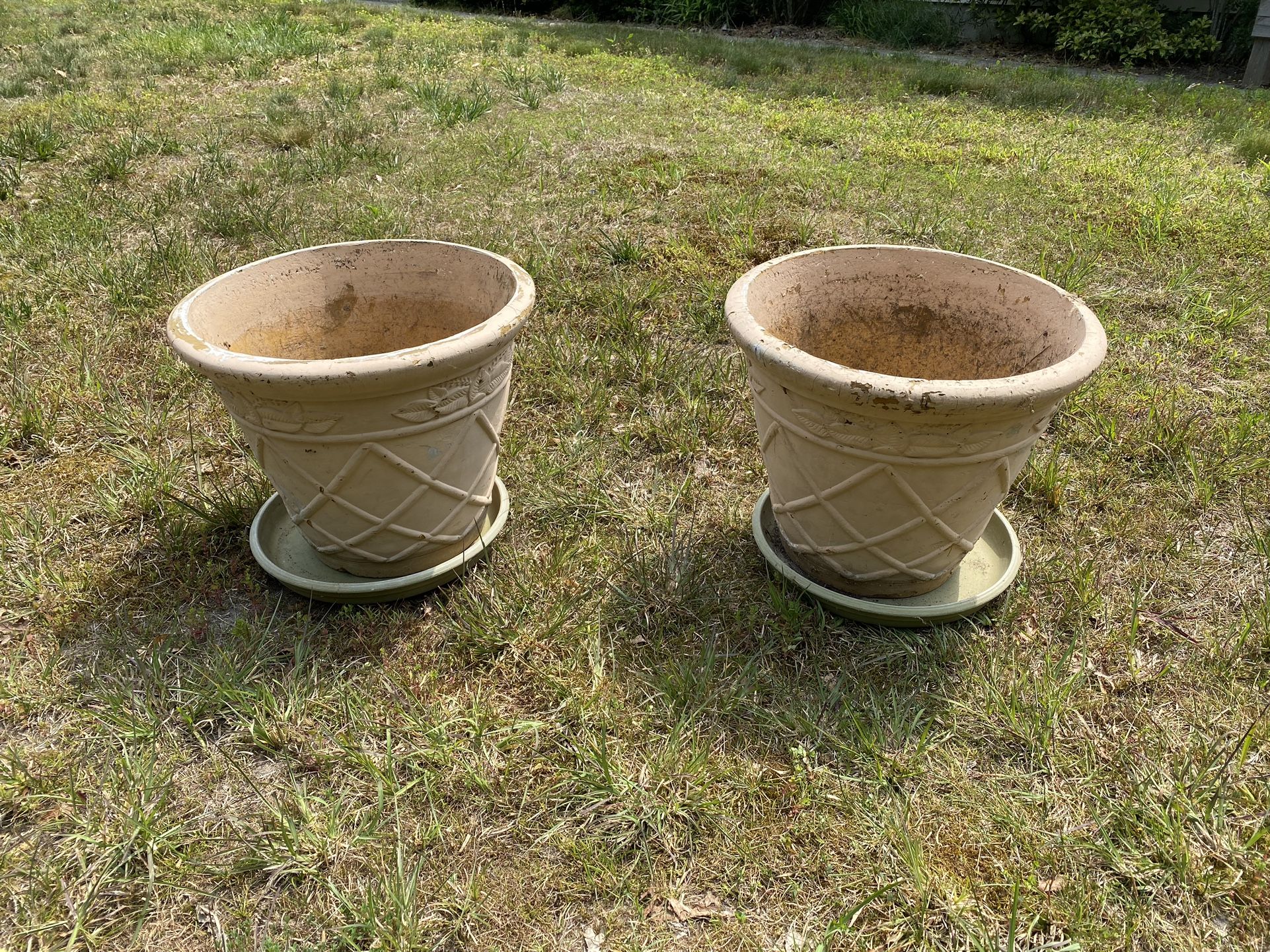 Light Foam Large Flower Pots With Tray