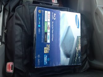 Samsung Blu-ray DVD Player Wireless Lan Built In  New Sealed