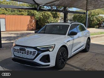 2024 Audi Q8 e-tron