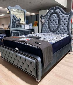 Olivia 🎉 brand new/ modern/luxury 🌼 // Bed/ bed frame