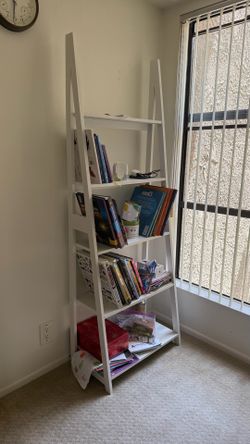 Book shelf